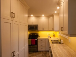 Kitchens & Bathrooms-190