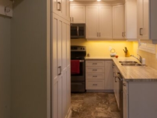 Kitchens & Bathrooms-195